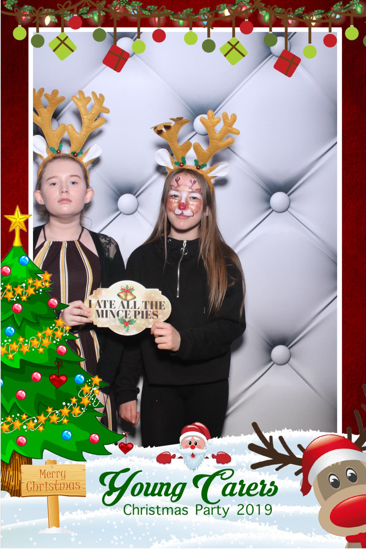 Young Carers Christmas Party   | View more photos from the event at gallery.magicimages.uk/u/MagicImages/Young-Carers-Christmas-Party